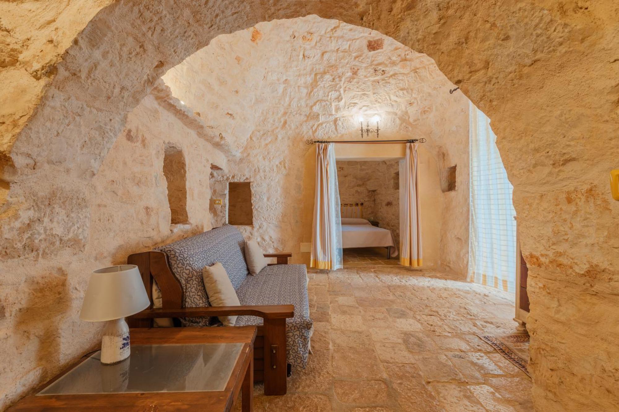 דירות Latiano Trullo Tarantini Con Piscina Privata מראה חיצוני תמונה