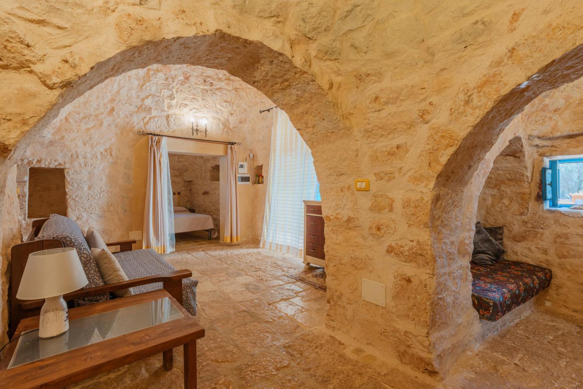 דירות Latiano Trullo Tarantini Con Piscina Privata מראה חיצוני תמונה