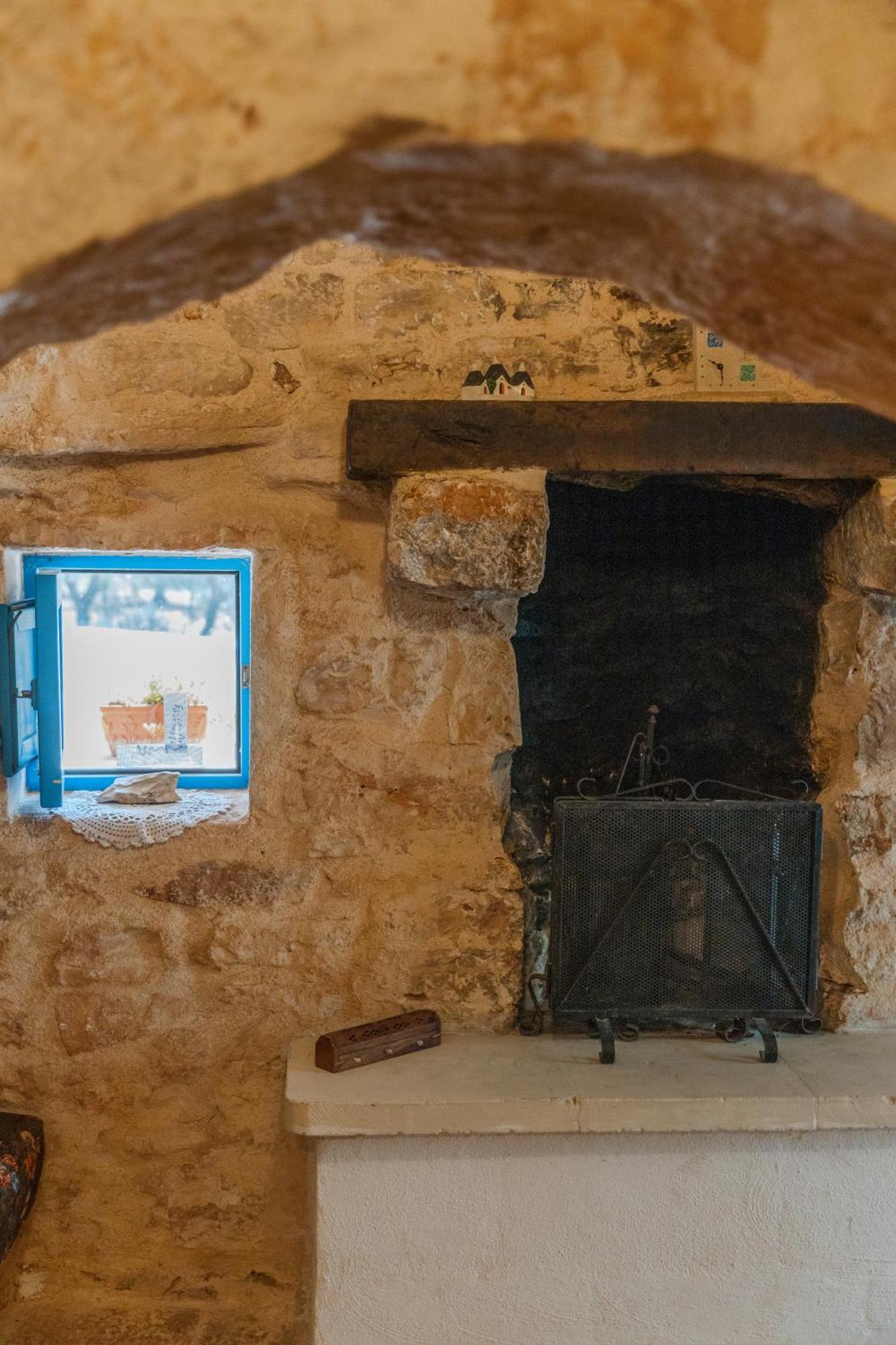 דירות Latiano Trullo Tarantini Con Piscina Privata מראה חיצוני תמונה