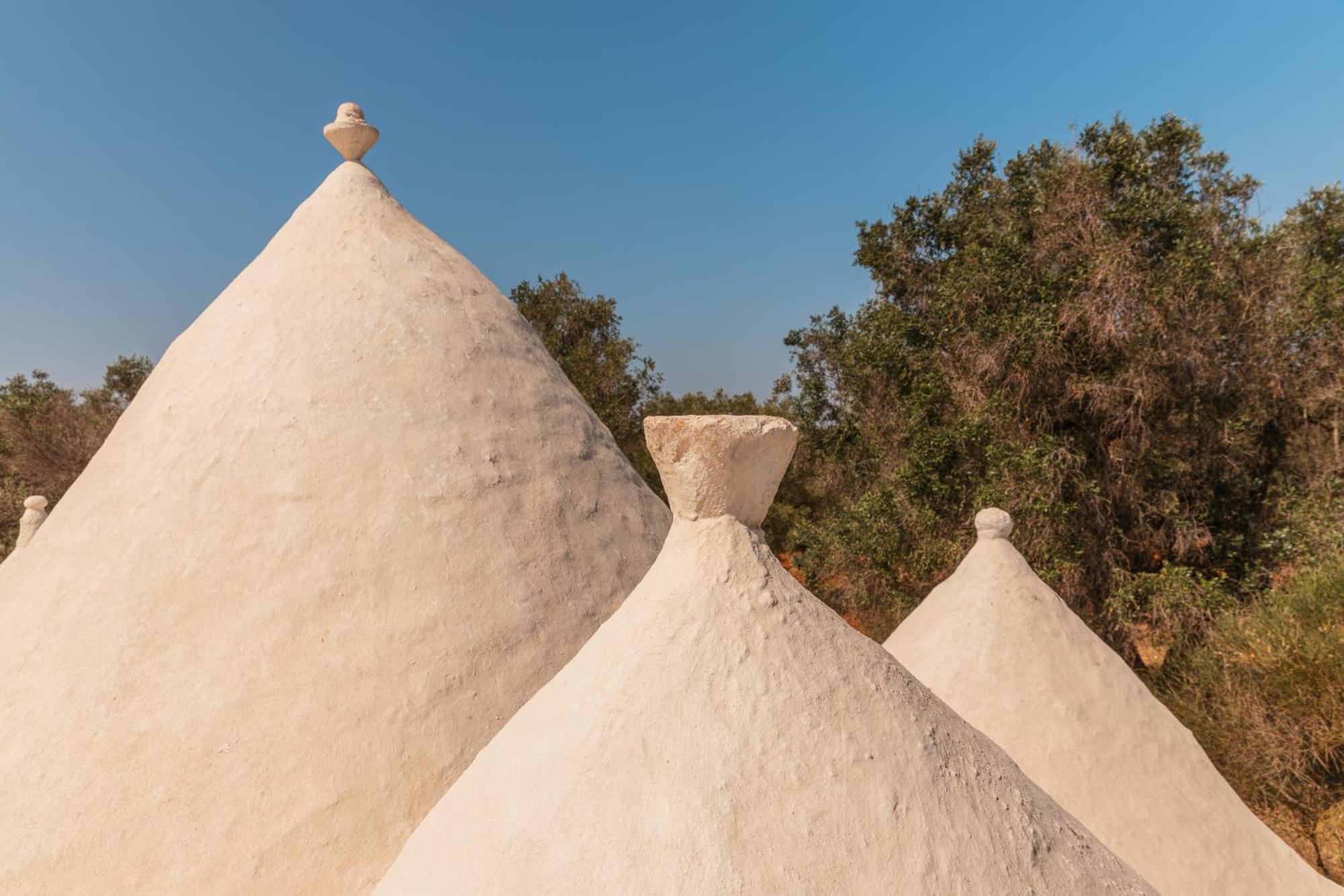 דירות Latiano Trullo Tarantini Con Piscina Privata מראה חיצוני תמונה