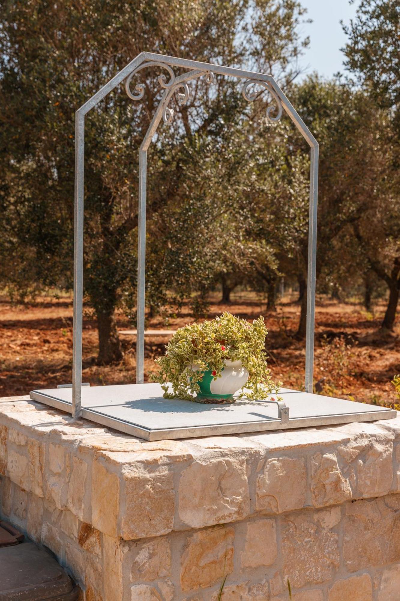 דירות Latiano Trullo Tarantini Con Piscina Privata מראה חיצוני תמונה