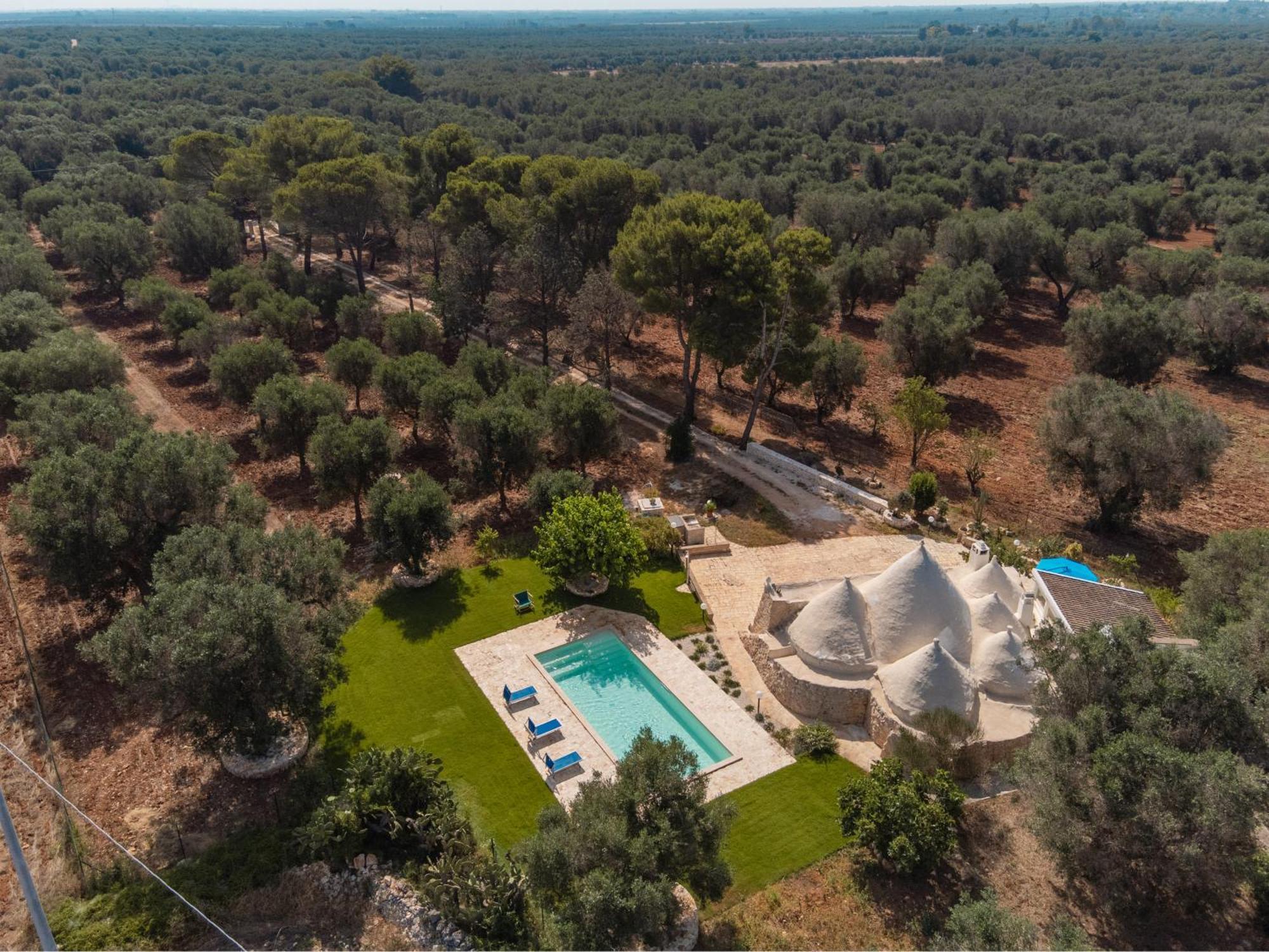 דירות Latiano Trullo Tarantini Con Piscina Privata מראה חיצוני תמונה