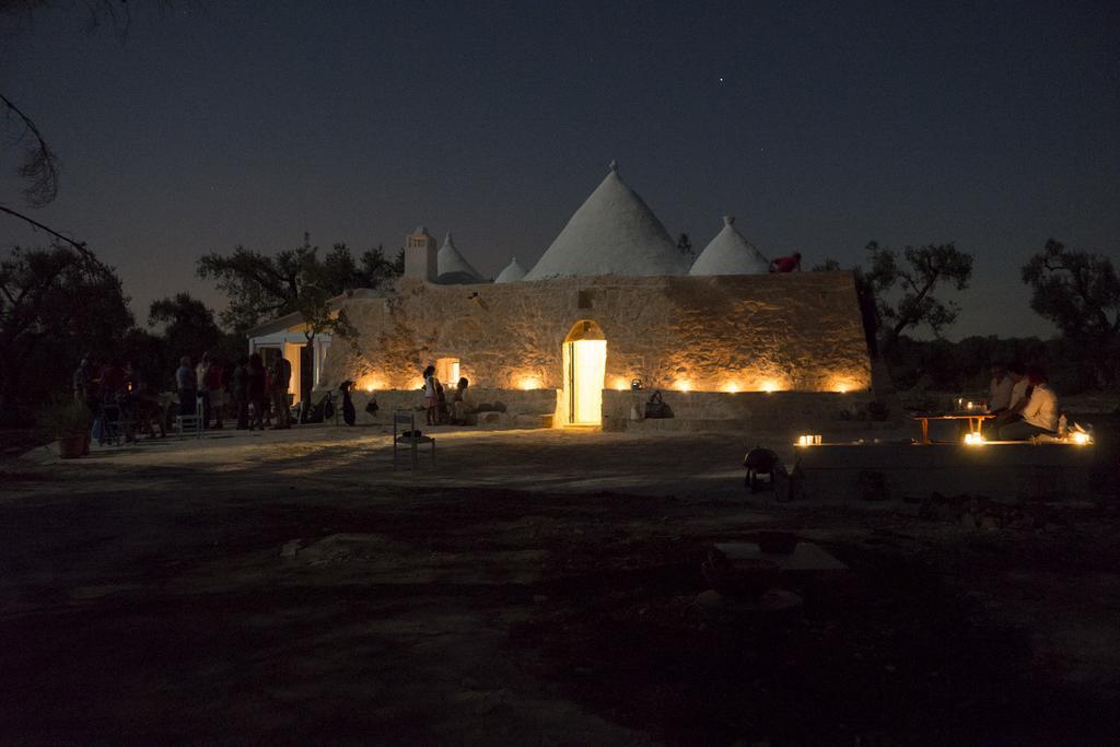 דירות Latiano Trullo Tarantini Con Piscina Privata מראה חיצוני תמונה